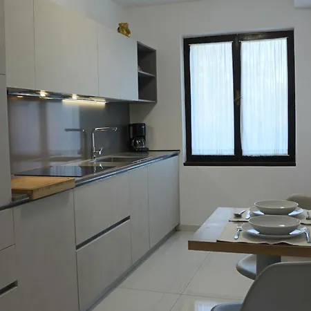 Mariolina Apartament Veglia