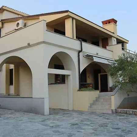 Mariolina Krk Town